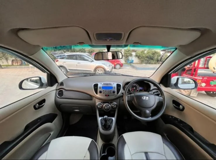 Hyundai i10 - Thumbnail 9